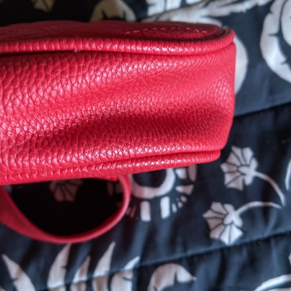 Marc New York Andrew Marc Red Quilted Faux Leather Waist Belt Bag 8.5"W x 6"H - Picture 6 of 6